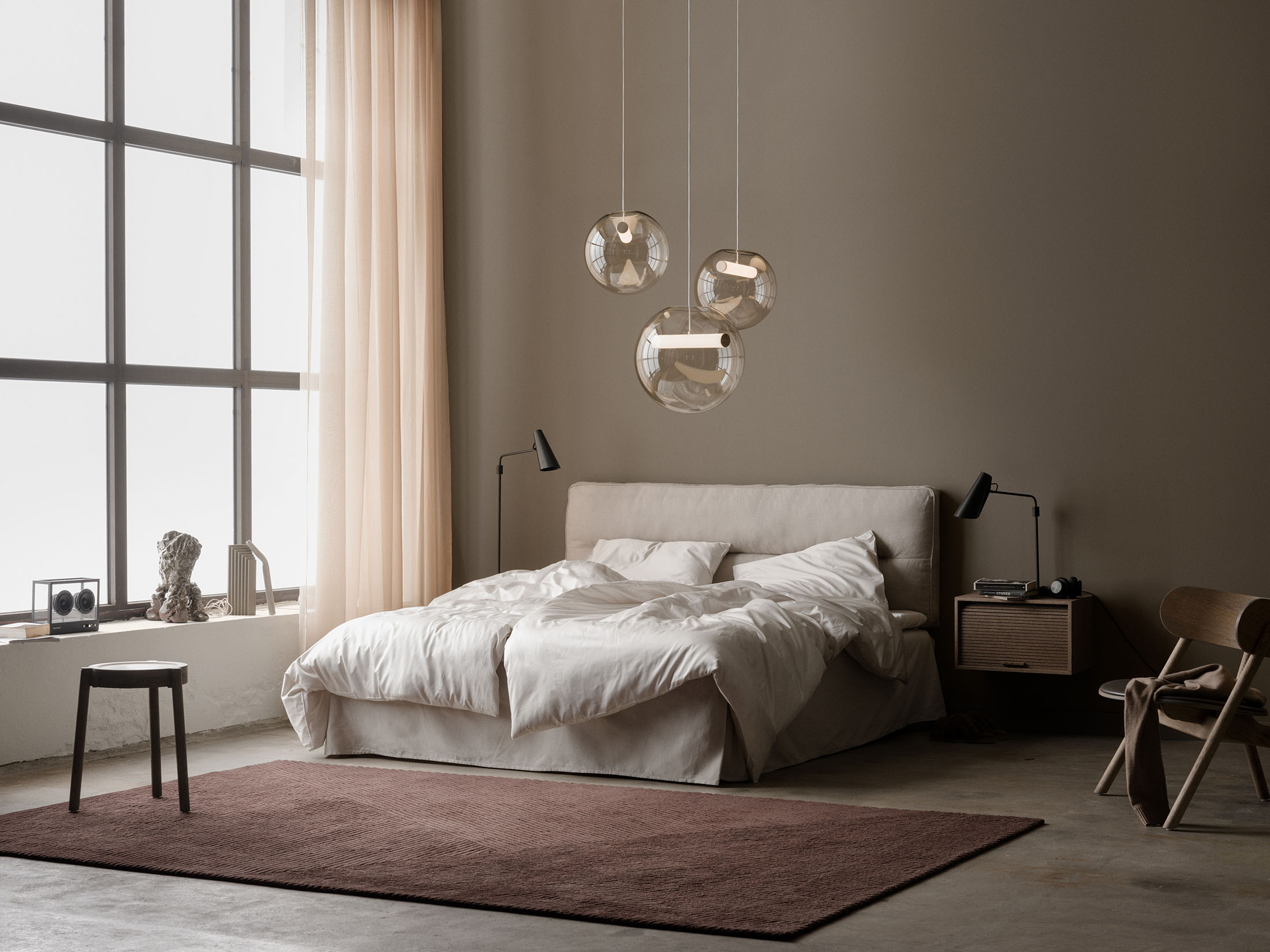 Reveal_pendant_group_Birdy_Row_bedroom_Northern_Photo_Einar_Aslaksen_Low-res