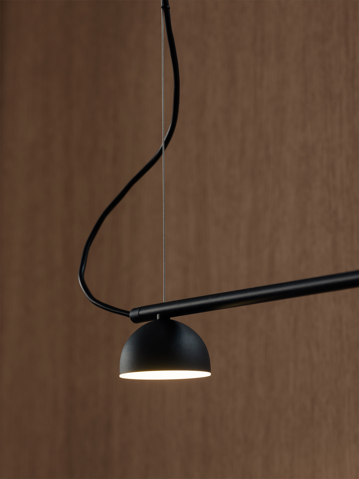 Blush_pentant_lamp_rail3_black_detail_Northern_Ph_Einar_Aslaksen_Low-res