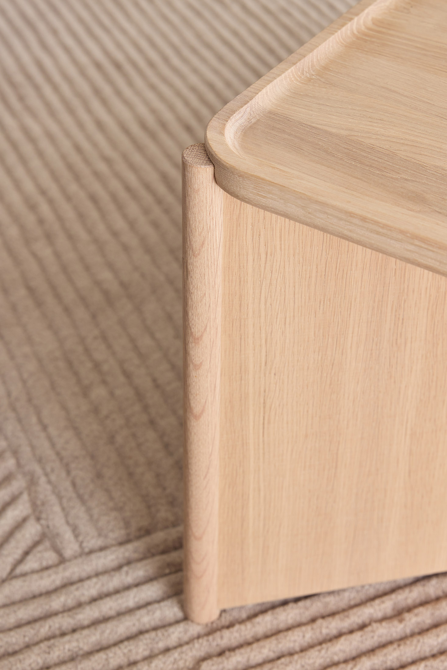 Cling_square_light-oak_close_Ph_Sara-Spilling_Northern_Low-res